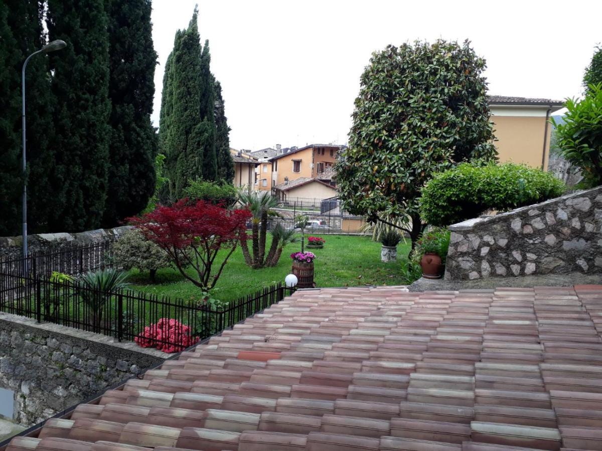 Giardino Dei Limoni Villa Тосколано Мадерно Екстериор снимка